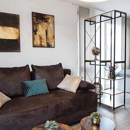 Stylisches Apartment Im Herzen Von Dresden + Parkplatz + Netflix + Self Check-In Exterior foto